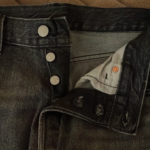 Mens Levi’s pants - Picture 3 of 3